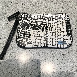 Express wristlet